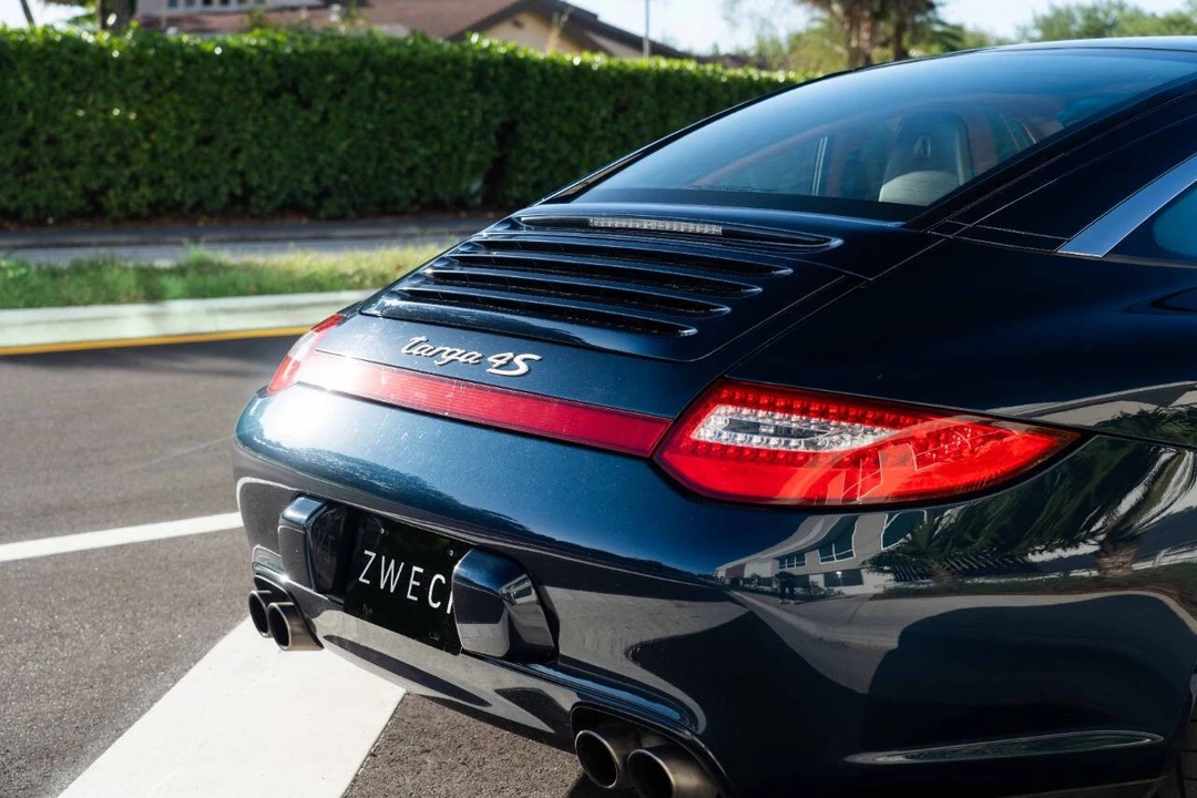 2010 Porsche 997 Targa - Image 15 of 31