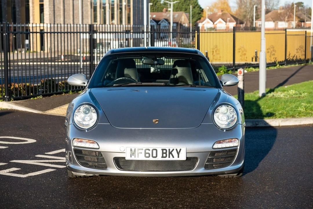 2010 Porsche 997 Targa - Image 2 of 30