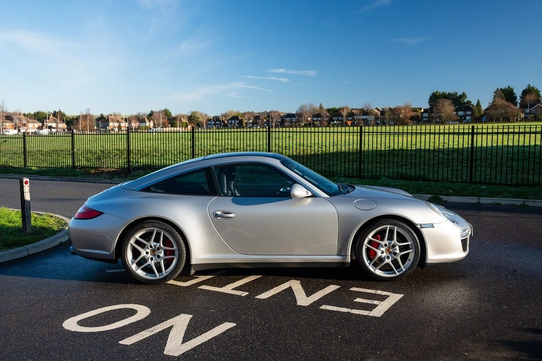 2010 Porsche 997 Targa - Image 11 of 30