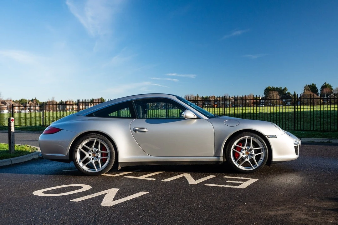 2010 Porsche 997 Targa - Image 12 of 30