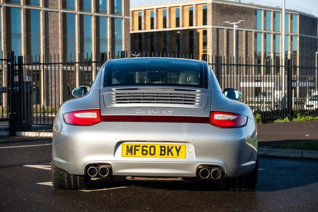 2010 Porsche 997 Targa - Image 16 of 30