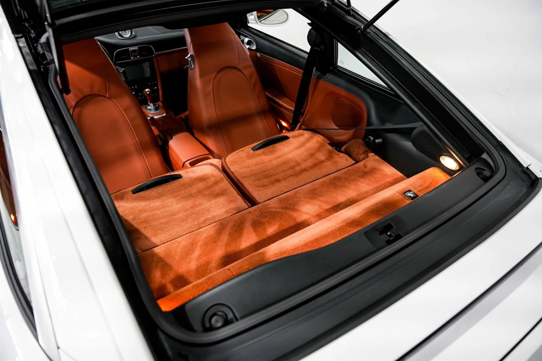 2010 Porsche 997 Targa - Image 24 of 31