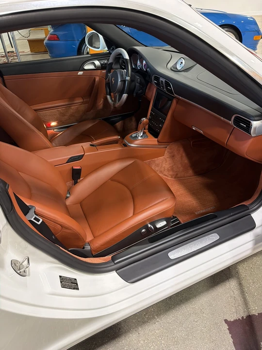 2010 Porsche 997 Targa - Image 2 of 2