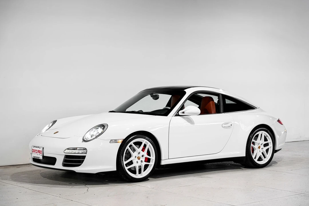 2010 Porsche 911 - Image 6 of 31