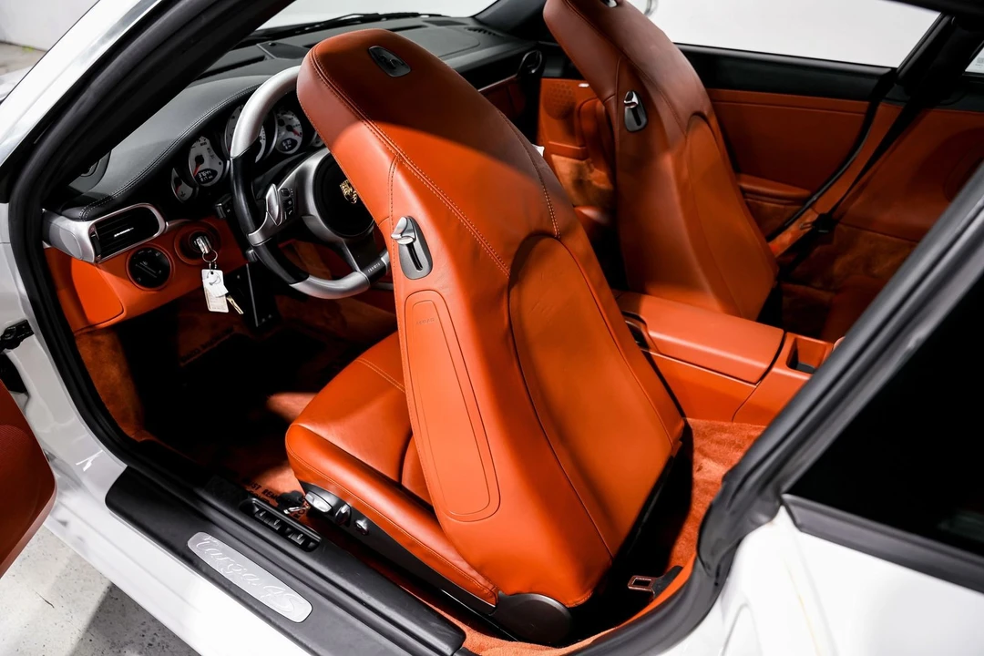 2010 Porsche 997 Targa - Image 21 of 31