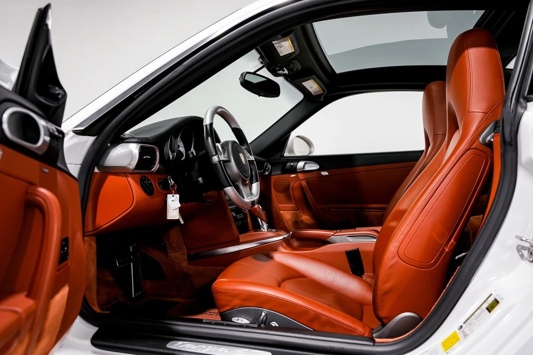 2010 Porsche 997 Targa - Image 19 of 31