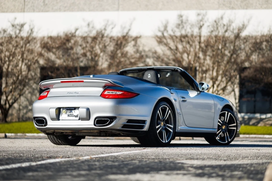 2010 Porsche 997 Turbo - Image 10 of 12