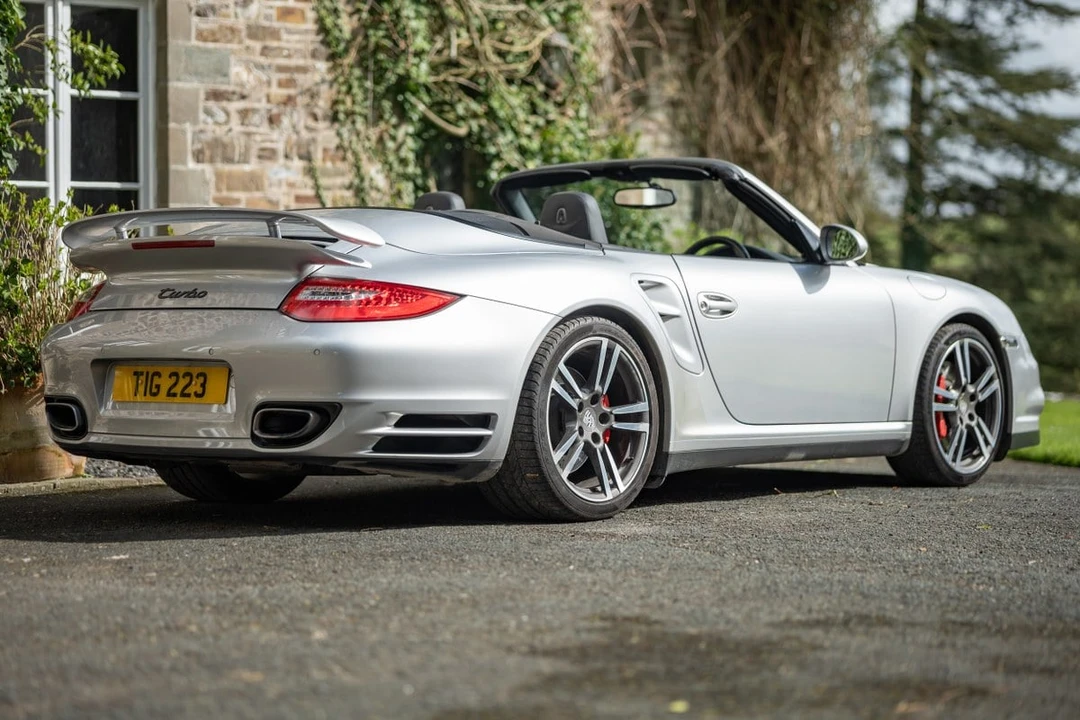2010 Porsche 997 Turbo - Image 22 of 30