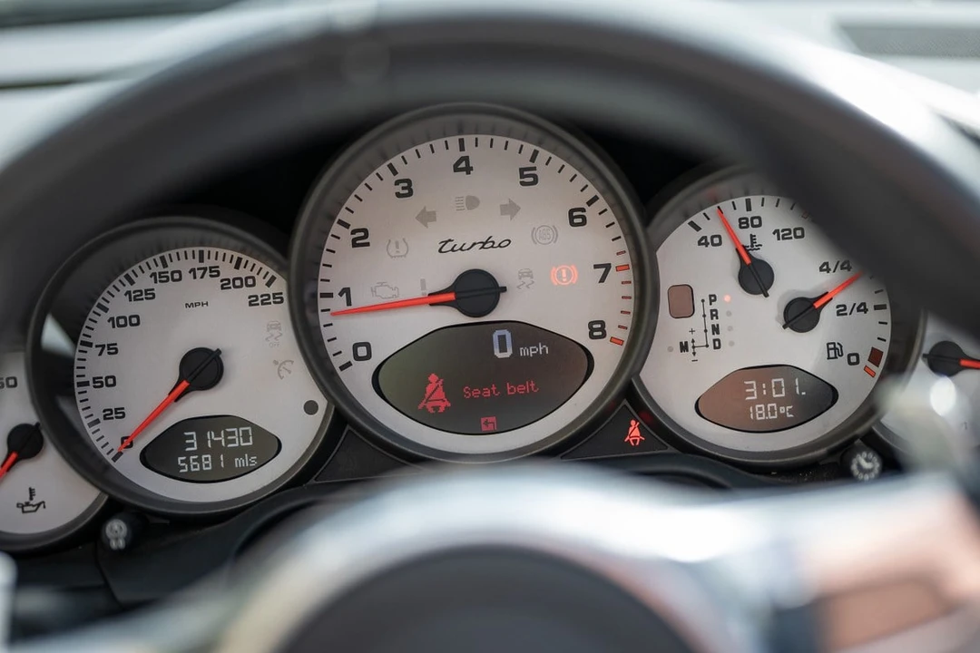 2010 Porsche 997 Turbo - Image 11 of 30