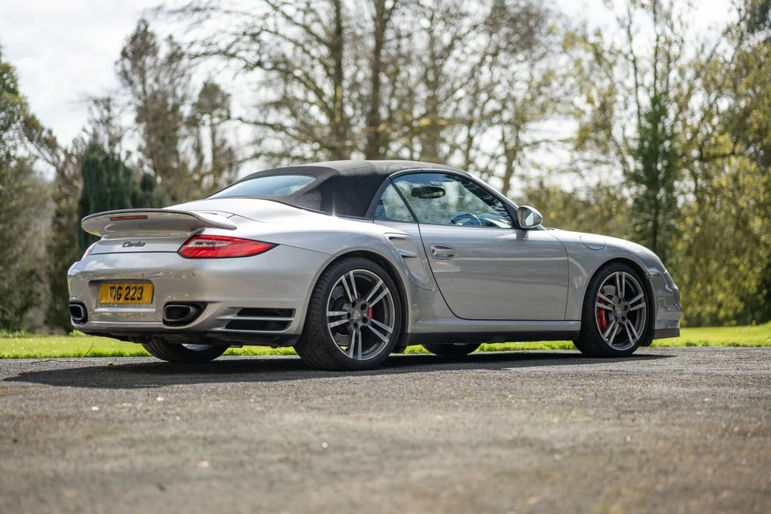 2010 Porsche 997 Turbo - Image 6 of 30