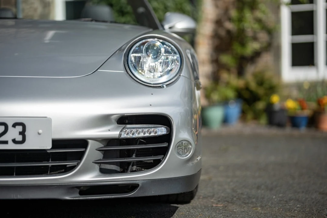 2010 Porsche 997 Turbo - Image 13 of 30