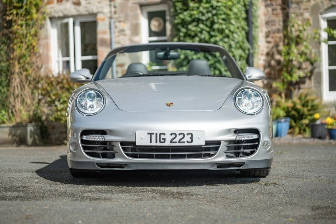2010 Porsche 997 Turbo - Image 4 of 30