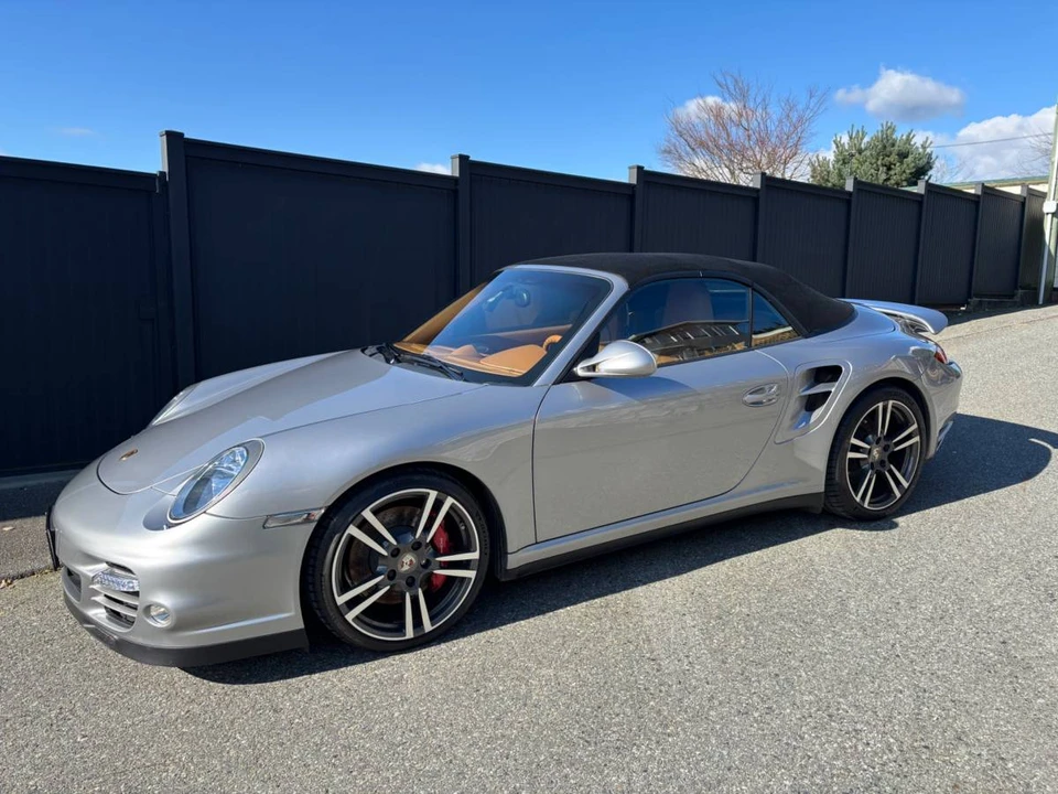 2010 Porsche 997 Turbo - Image 20 of 21