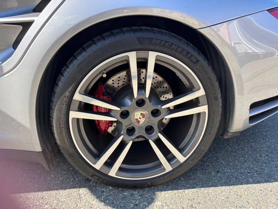 2010 Porsche 997 Turbo - Image 15 of 21