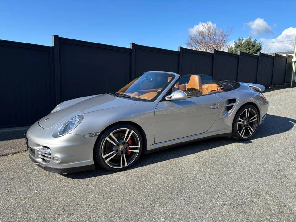 2010 Porsche 997 Turbo - Image 2 of 21