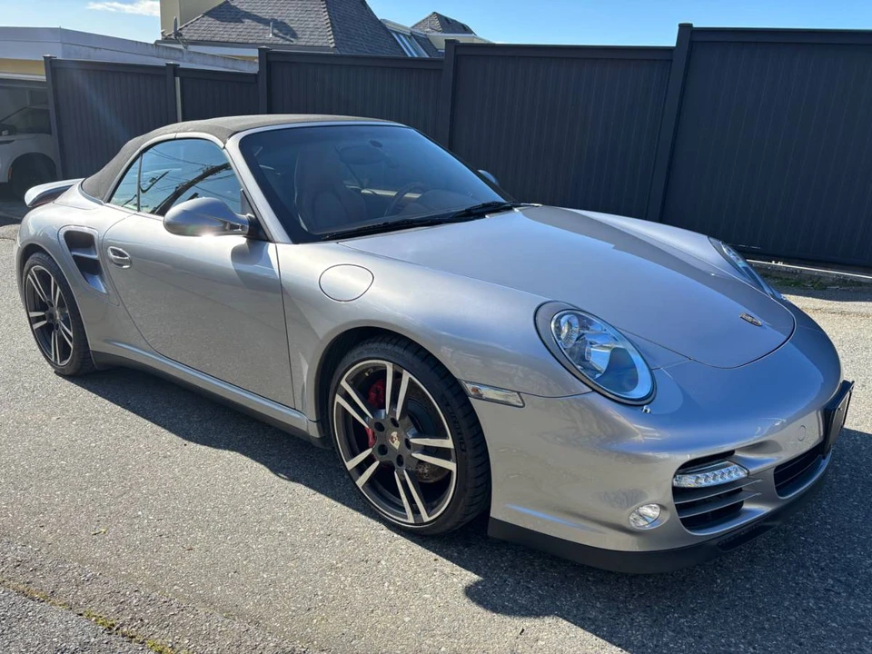 2010 Porsche 997 Turbo - Image 11 of 21