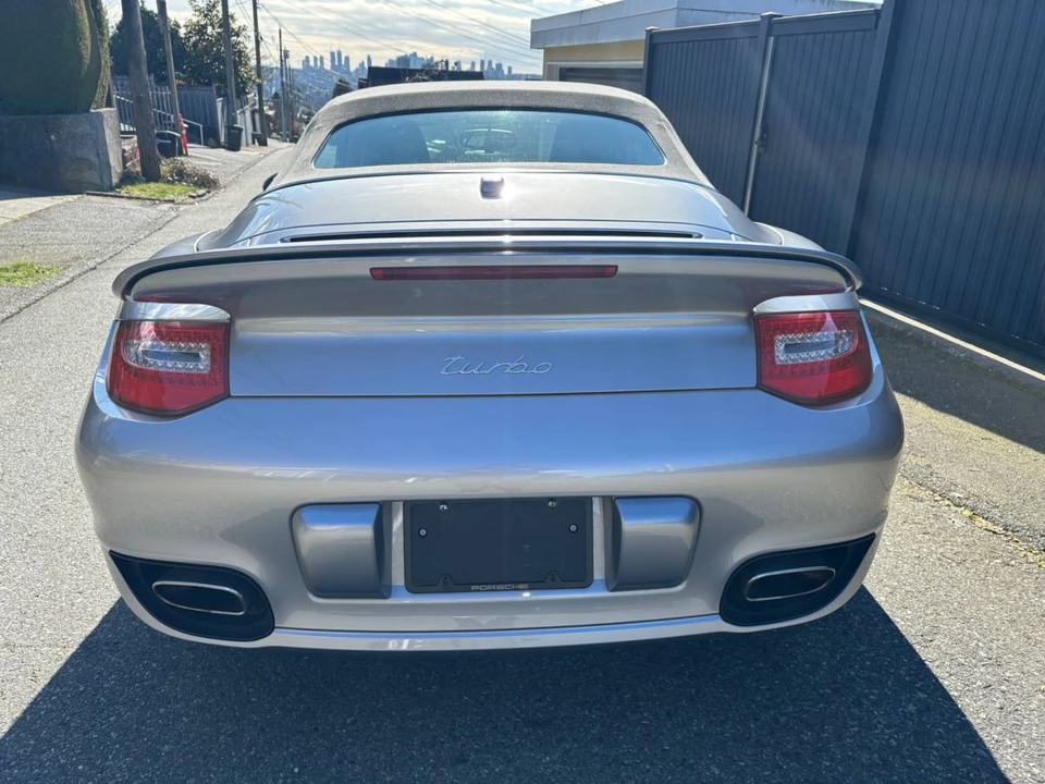 2010 Porsche 997 Turbo - Image 19 of 21