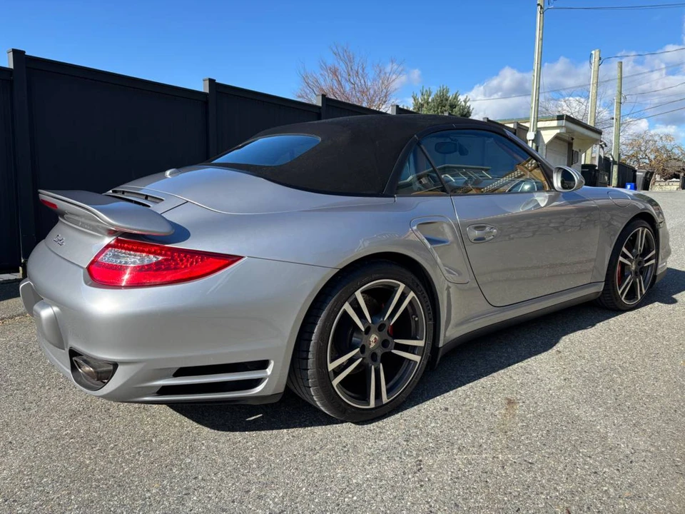 2010 Porsche 997 Turbo - Image 10 of 21