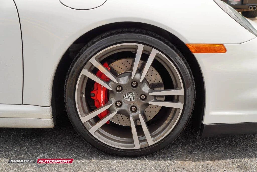 2010 Porsche 997 Turbo - Image 10 of 31