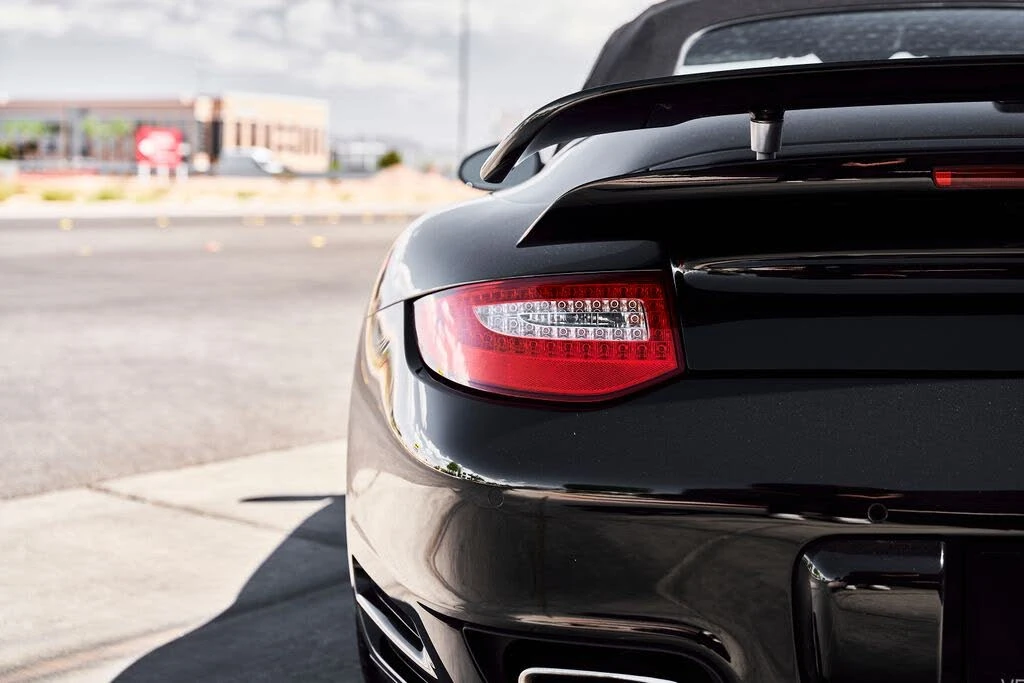 2010 Porsche 997 Turbo - Image 9 of 31