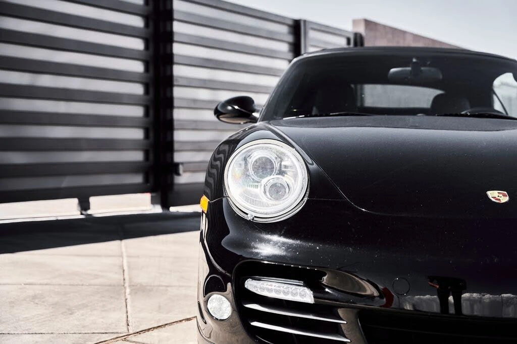 2010 Porsche 997 Turbo - Image 6 of 31
