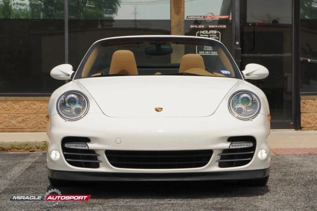 2010 Porsche 997 Turbo - Image 2 of 31