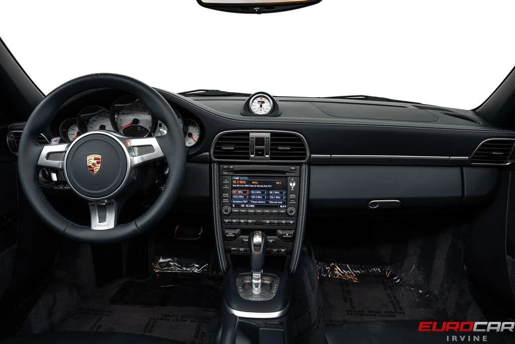 2010 Porsche 997 Turbo - Image 28 of 31