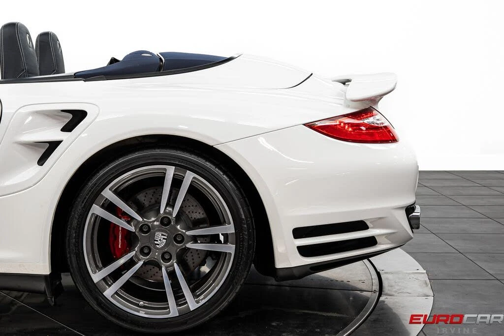 2010 Porsche 997 Turbo - Image 18 of 31