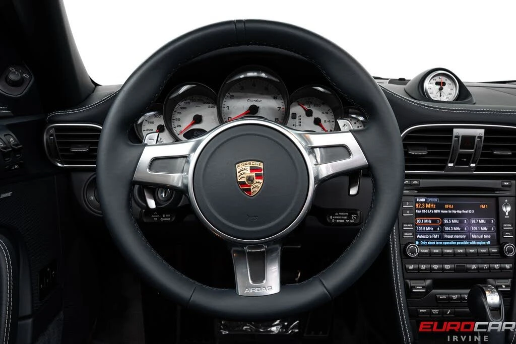2010 Porsche 997 Turbo - Image 30 of 31