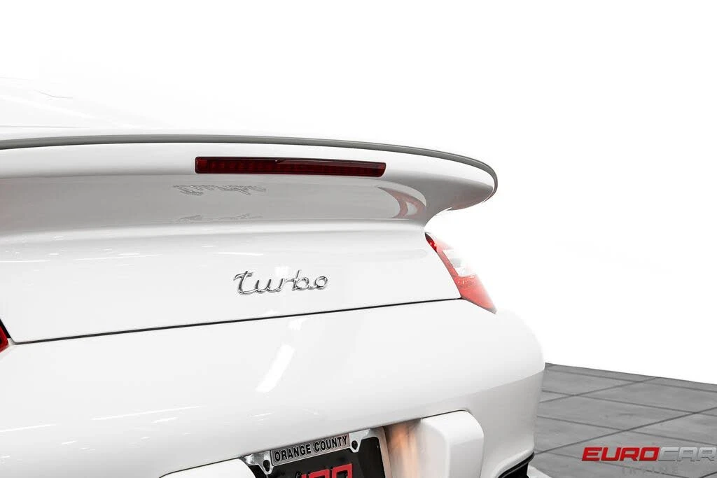 2010 Porsche 997 Turbo - Image 22 of 31