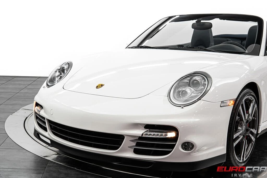 2010 Porsche 997 Turbo - Image 15 of 31