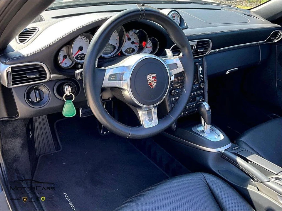 2010 Porsche 997 Turbo - Image 13 of 28