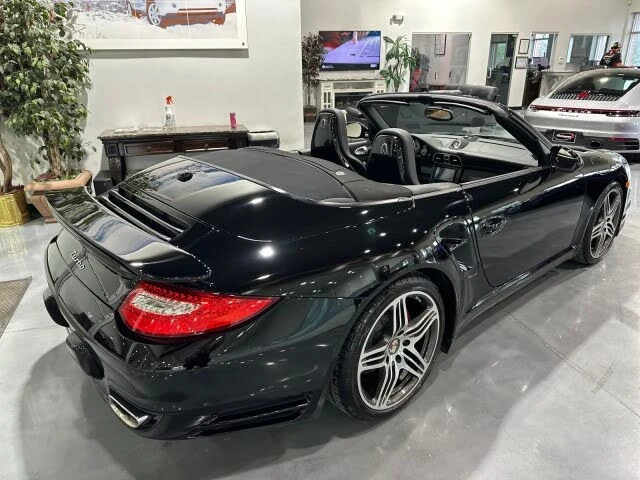 2010 Porsche 997 Turbo - Image 30 of 31