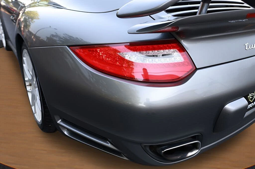 2010 Porsche 997 Turbo - Image 12 of 31