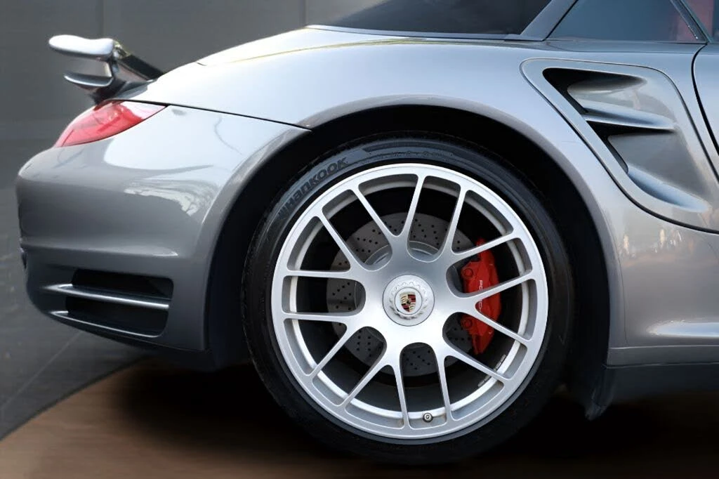 2010 Porsche 997 Turbo - Image 23 of 31