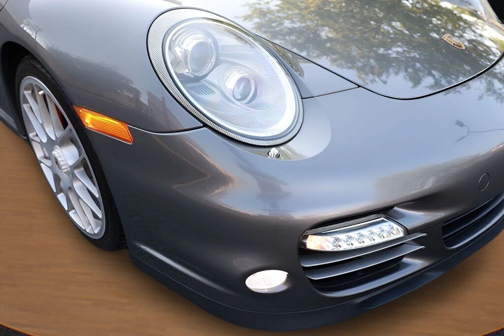 2010 Porsche 997 Turbo - Image 26 of 31