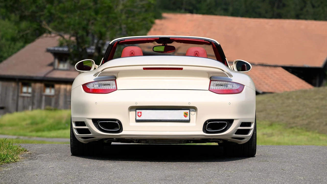 2010 Porsche 997 Turbo - Image 3 of 31