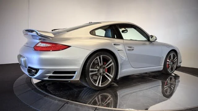 2010 Porsche 997 Turbo - Image 24 of 29