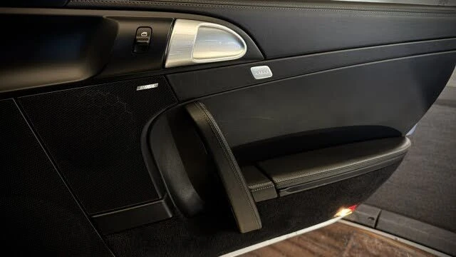2010 Porsche 997 Turbo - Image 12 of 29