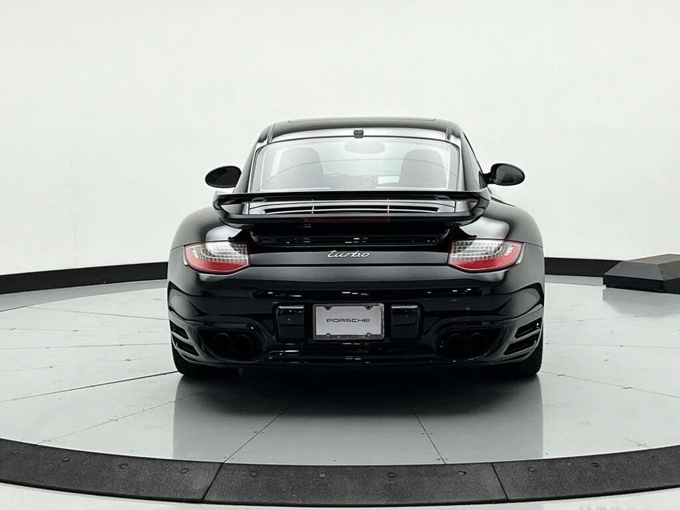 2010 Porsche 997 Turbo - Image 10 of 31