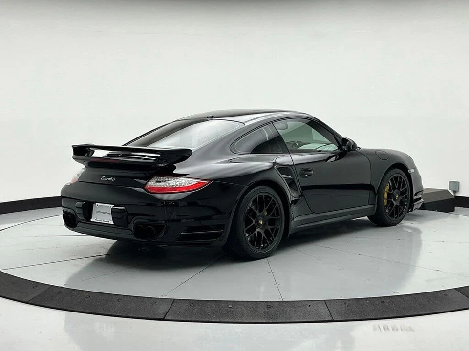 2010 Porsche 997 Turbo - Image 9 of 31