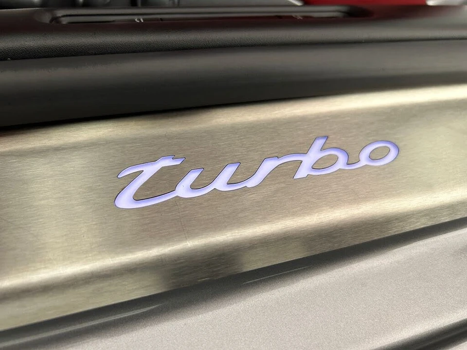 2010 Porsche 997 Turbo - Image 15 of 31