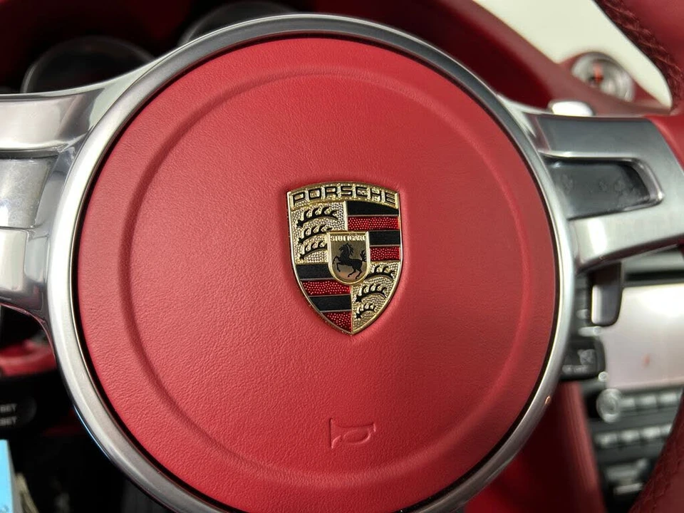 2010 Porsche 997 Turbo - Image 18 of 31