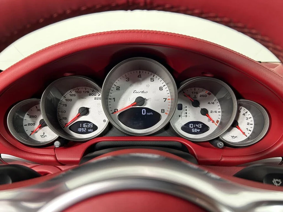 2010 Porsche 997 Turbo - Image 21 of 31