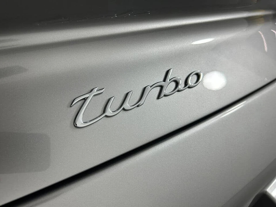 2010 Porsche 997 Turbo - Image 12 of 31