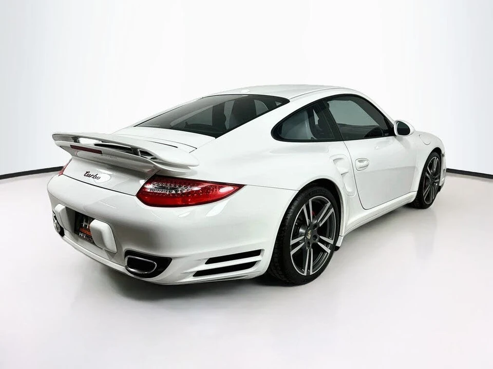2010 Porsche 997 Turbo - Image 6 of 20