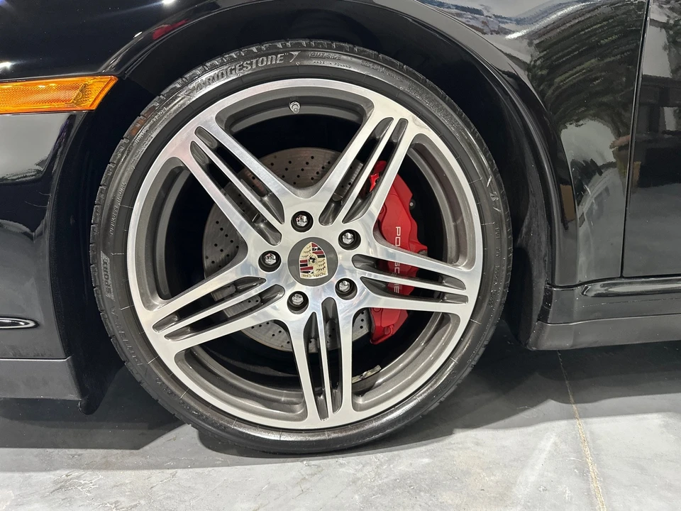 2010 Porsche 997 Turbo - Image 7 of 31