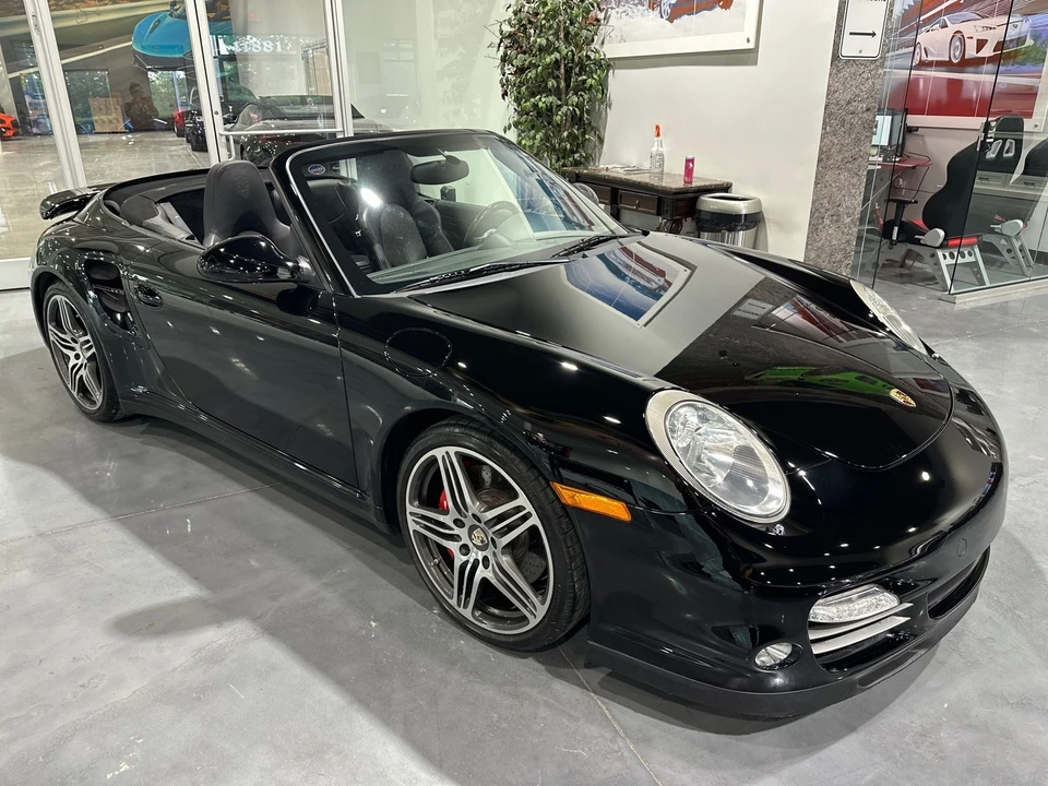 2010 Porsche 997 Turbo - Image 13 of 31