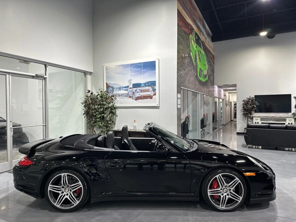 2010 Porsche 997 Turbo - Image 27 of 31