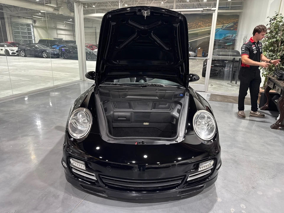 2010 Porsche 997 Turbo - Image 16 of 31